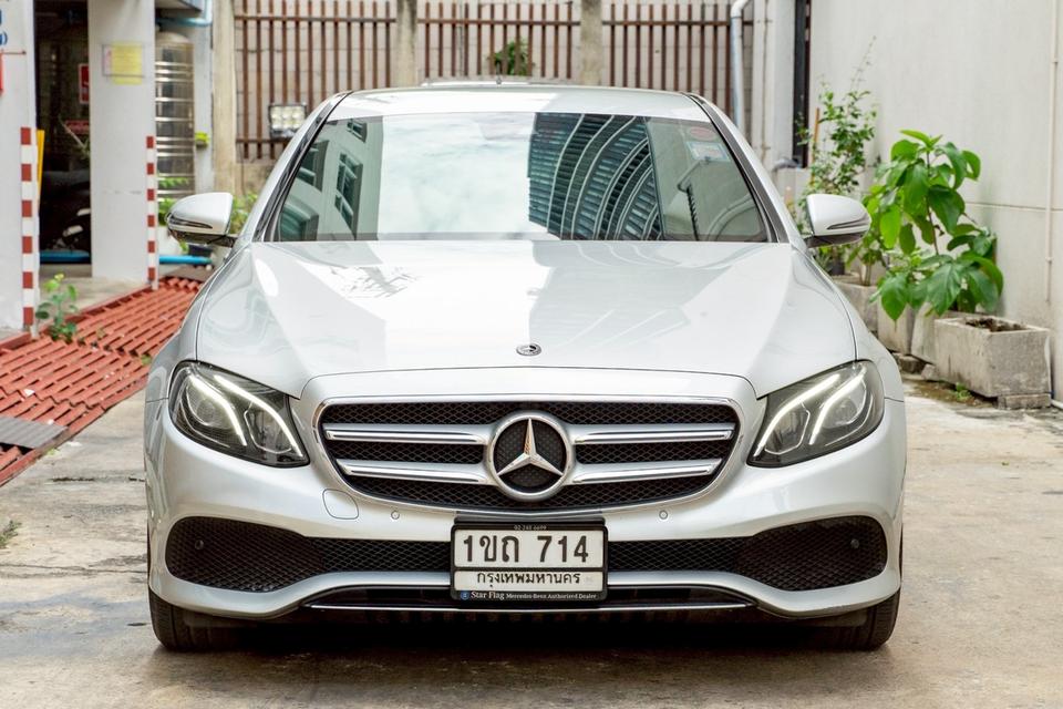 Benz E300e Avantgarde W213 yr.2020✔️มือเดียว 80,000KM เซอร์วิสศูนย์ตลอด รุ่น Pre-Facelift แบตใหญ่ขึ้น มอเตอร์ไฟฟ้าแรงขึ้น