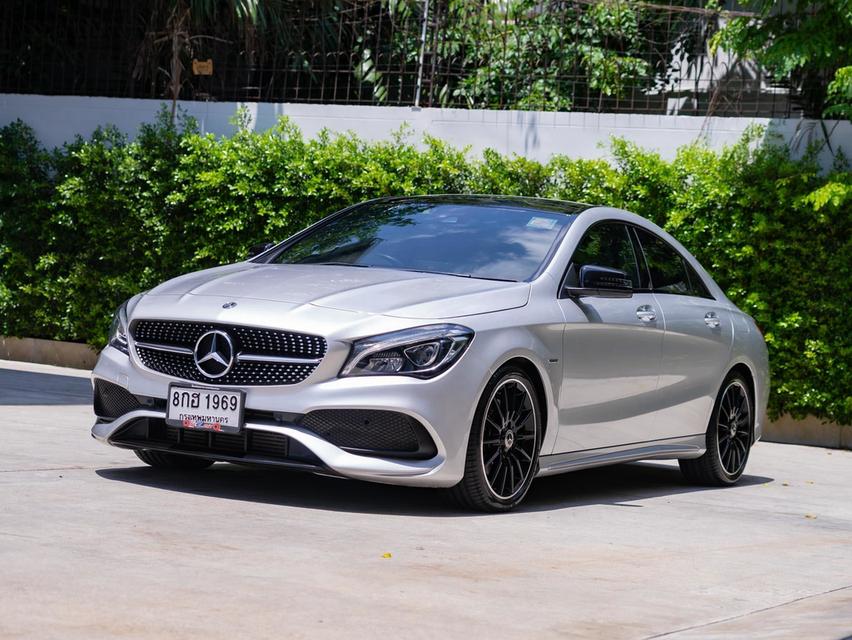 Mercedes Benz CLA250 AMG Dynamic Night Edition ปี 2019