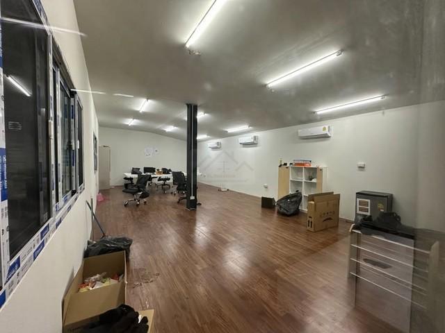 ให้เช่าโกดัง ซอยนวลจันทร์ 21 ใกล้เลียบด่วน ใกล้ BTS รามอินทรา ก.ม.6 รถเทรลเลอร์เข้าออกได้ 6