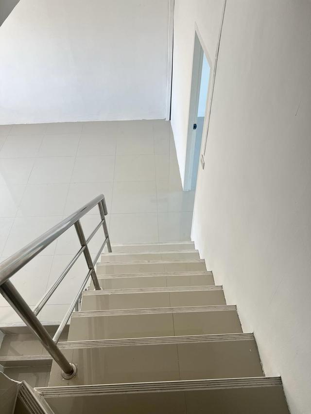 ทาวน์โฮม 3ชั้น หมู่บ้านเพชรทวี พุทธมณฑล สาย5 9