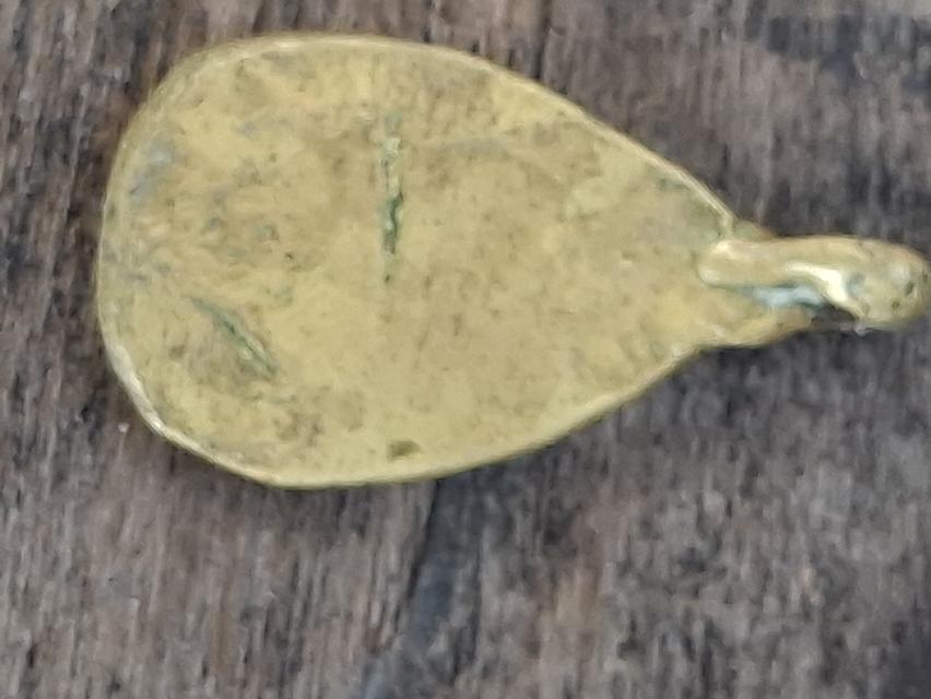 พระรุ่นแรกหลวงพ่อกวยรุ่นหลังบาตร รูปที่ 3