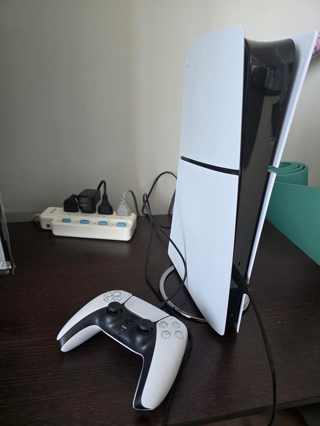 ขาย PS5 slim digital ประกันเหลือเพียบ