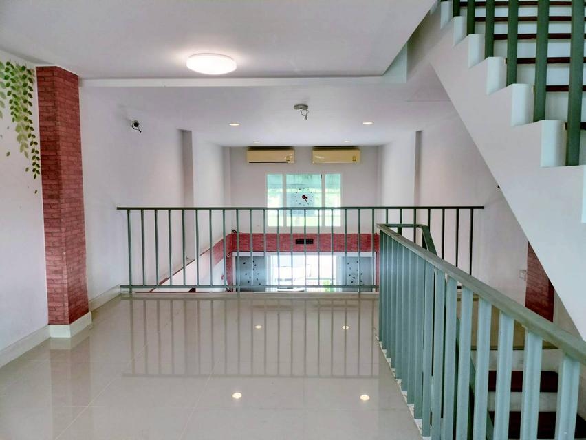 📢ให้เช่า 🏢ทาวน์โฮม /โฮมออฟฟิตห้องมุม 3.5 ชั้น ติด ABAC บางนา  โครงการเมทโทรบิซทาวน์ บรรยากาศสไตล์ยุโรป 14