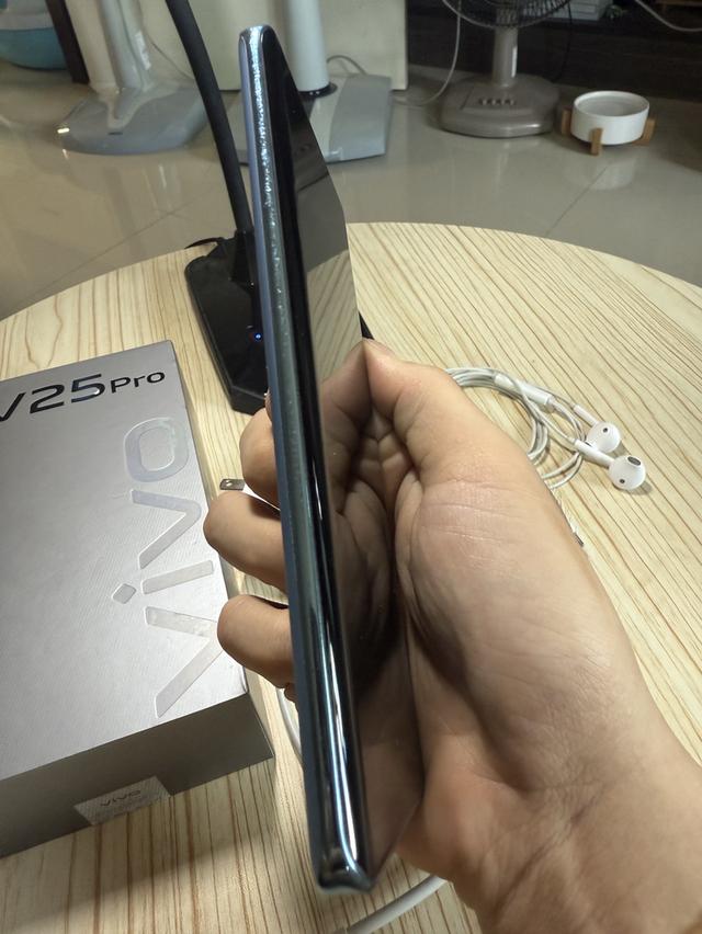 vivo v25 Pro. 5G 5