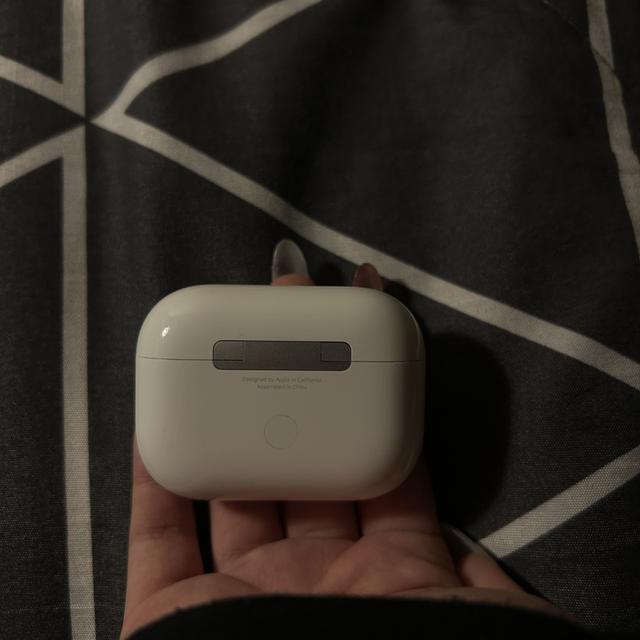 AirPods pro 2 ซื้อวันที่16 ของอยู่ครบ