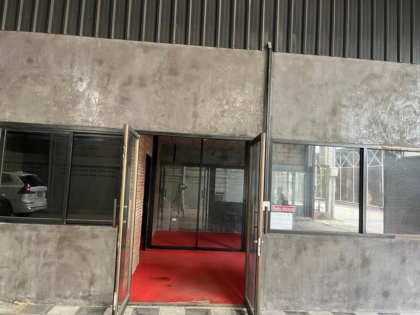 ให้เช่าโกดังพร้อมสำนักงาน ถ.รัตนาธิเบศร์ ซ.9 ทำเลดี เดินทางสะดวก ใกล้ MRT สถานีศูนย์ราชการนนทบุรี เพียง 15 เมตร 11