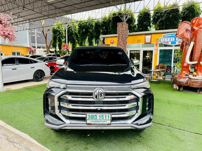 #MG Extender 2.0 Giant Cab Grand X ปี 2022 เกียร์ : เกียร์ธรรมดา เครื่องยนต์เบนซิน : 2,000 CC OPTION :