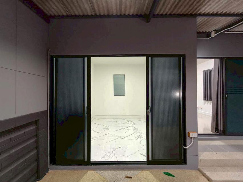 หมู่บ้านเมททาวน์ ปทุม-ติวานนท์ ต.บ้านฉาง อ.เมืองปทุมธานี จ.ปทุมธานี 6