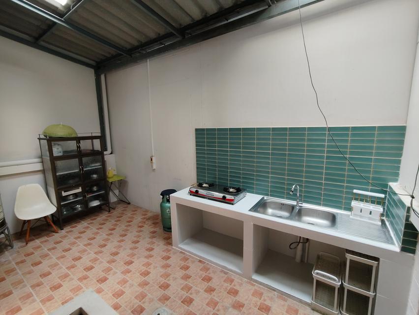 บ้านทาวน์เฮ้าส์ 21 ตารางวา 3 ห้องนอน 4 ห้องน้ำ ซอยสถานทูตลาว 3