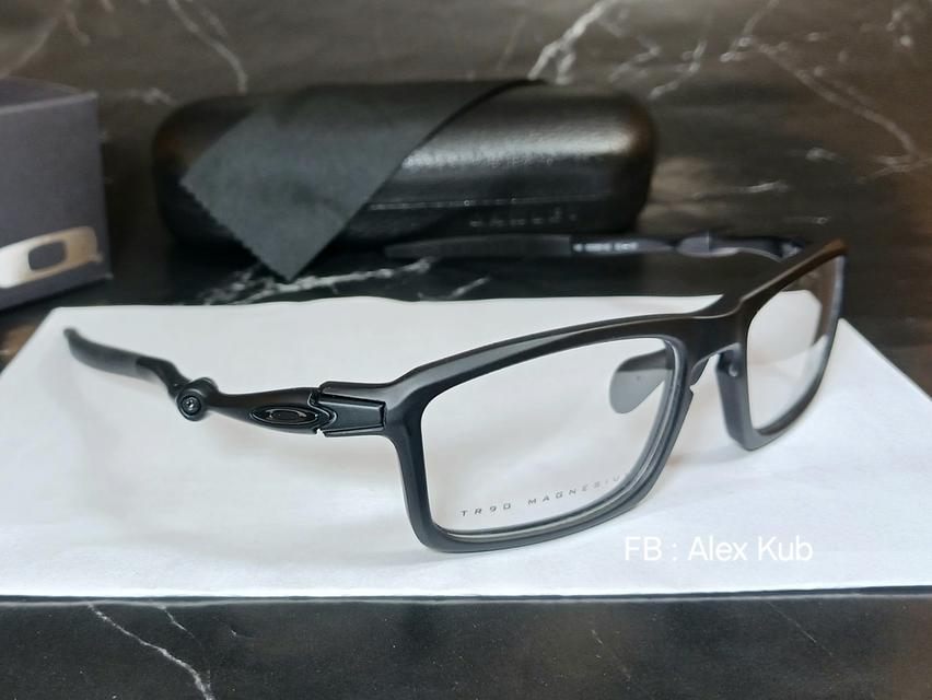 กรอบแว่นตา Oakley Black Edition  2