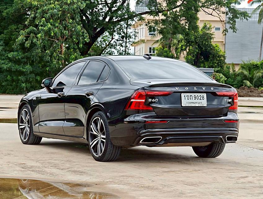 Volvo S60 T8 R-Design AWD 2020 รถสวยใหม่ สมรรถนะเยี่ยม คุ้มเกินราคา 6