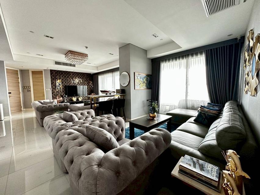 Reflection  Jomtien beach Pattaya For​ rent 3 bedroom  sea view 5 bathroom  1 stories room  1 kitchen  Size 217 sqm.  Building A, Floor 5 2