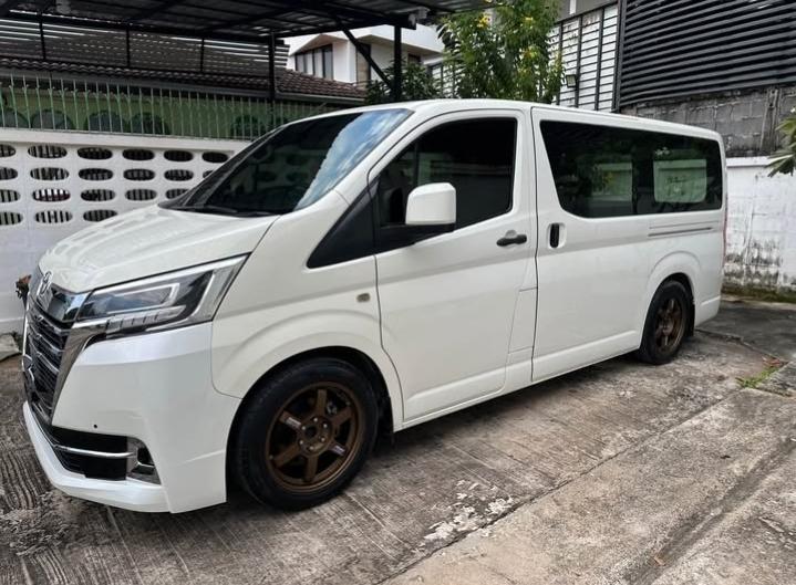 Toyota Hiace ปี 2020 5