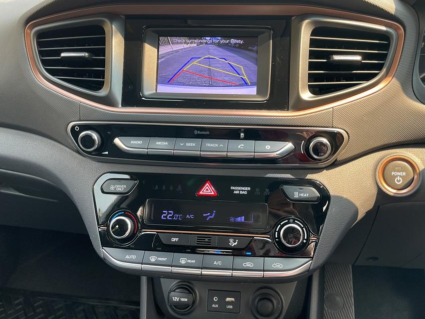 HYUNDAI IONIQ EV ปี 2019 สภาพป้ายแดง รูปที่ 17