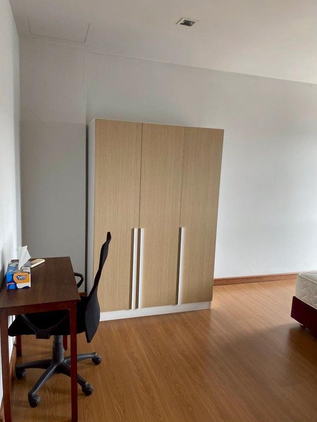 ให้เช่าทาวน์โฮม 3 ชั้น แกรนด์ ไอ-ดีไซน์ วิภาวดี เฟอร์ฯครบ พร้อมเข้าอยู่ ทำเลดีใกล้สนามบินดอนเมือง 13