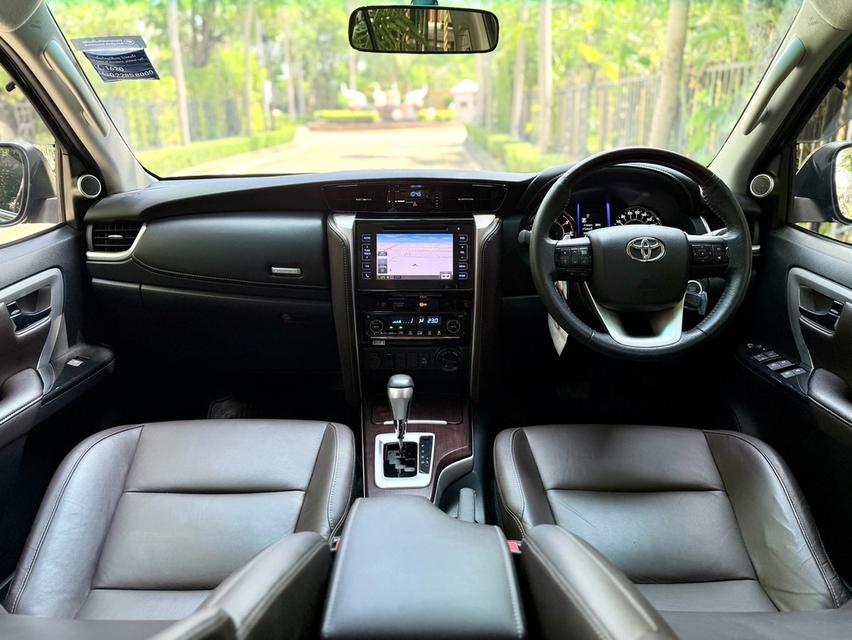 รหัสรถ PJP2528 2019 TOYOTA FORTUNER 2.4 V 4WD สีดำ รูปที่ 8