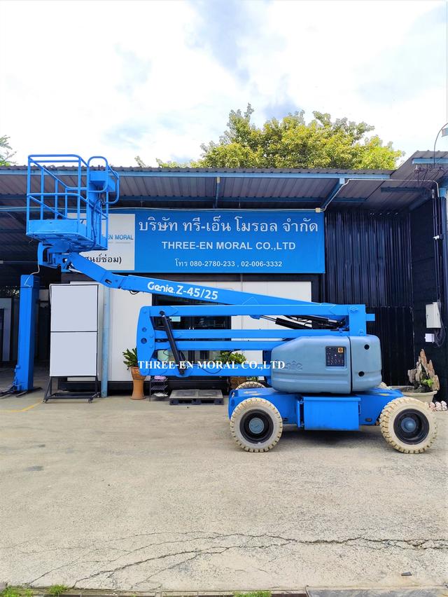 รถกระเช้า Boom Lift Genie Z-45/25 