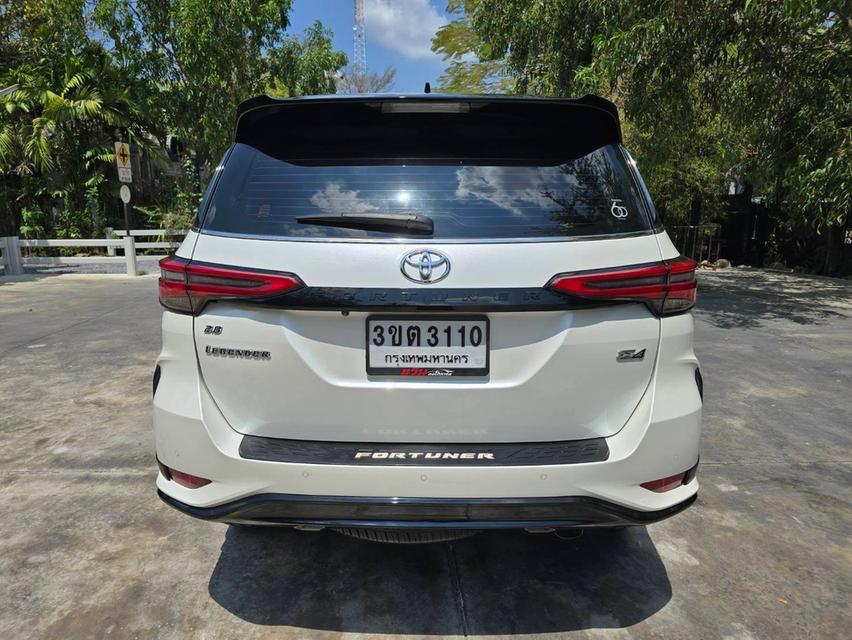 รหัสรถ NKG3110 TOYOTA FORTUNER LEGENDER 2.8 4WD A/T ปี 2022