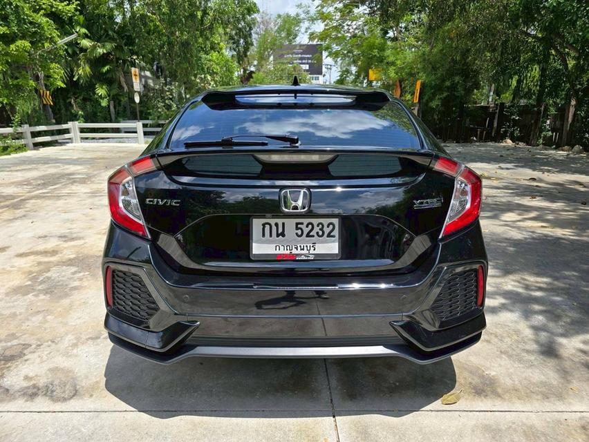 รหัสรถ NKG5232 HONDA CIVIC FK 1.5 EL A/T ปี 2017 4