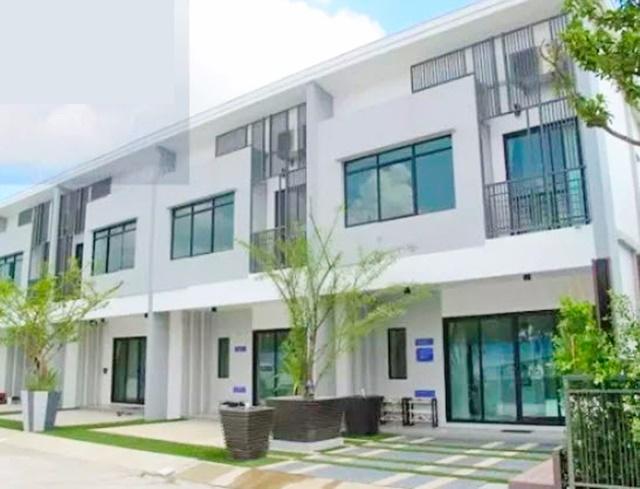 ตลาดเจโม ทาวน์เฮ้าส์หลังมุม 3 นอน 2 น้ำ 2 ชั้น รร.นานาชาติแพน-เอเชีย 2.7 กม. ตลาดนัมเบอร์วัน ราม2 ทุ่งเศรษฐี พร้อมเฟอร์ 