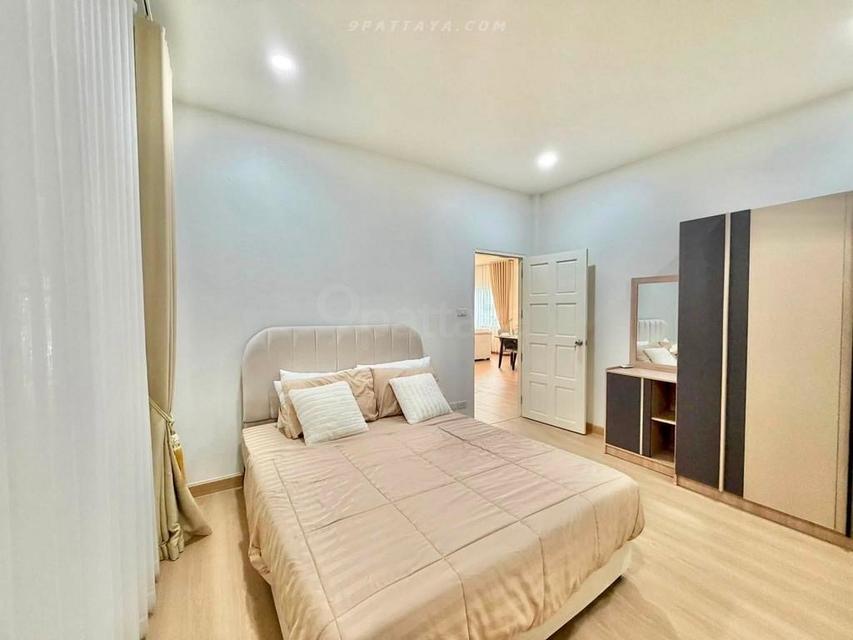 For Rent / For Sale — Brand-New Modern Pool Villa near Mabprachan Lake, Pattaya Land size: 60 sq.wah• 3 bedrooms• 2 bathrooms• Private swimming pool 14