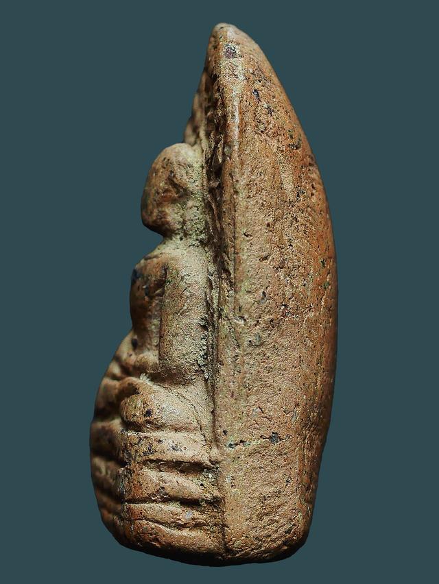 พระคง ลำพูน...เก่า เนื้อจัดๆ รูปที่ 4