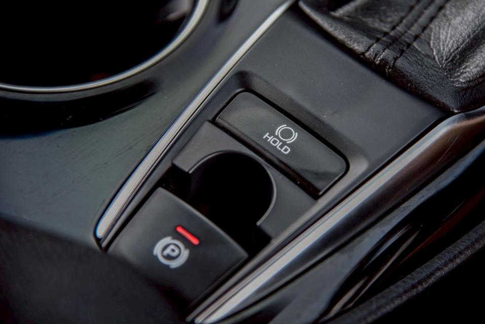 รหัสรถ CBL8684 TOYOTA  Camry 2.0 G AT 2020 20