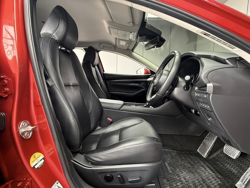 2019 MAZDA MAZDA3, 2.0 C โฉม ปี19-ปัจจุบัน 4Dr สีแดง รถบ้าน รถสวย สภาพดีมาก มือเดียวป้ายแดง👉เลขไมล์ 118,573 km. รูปที่ 9