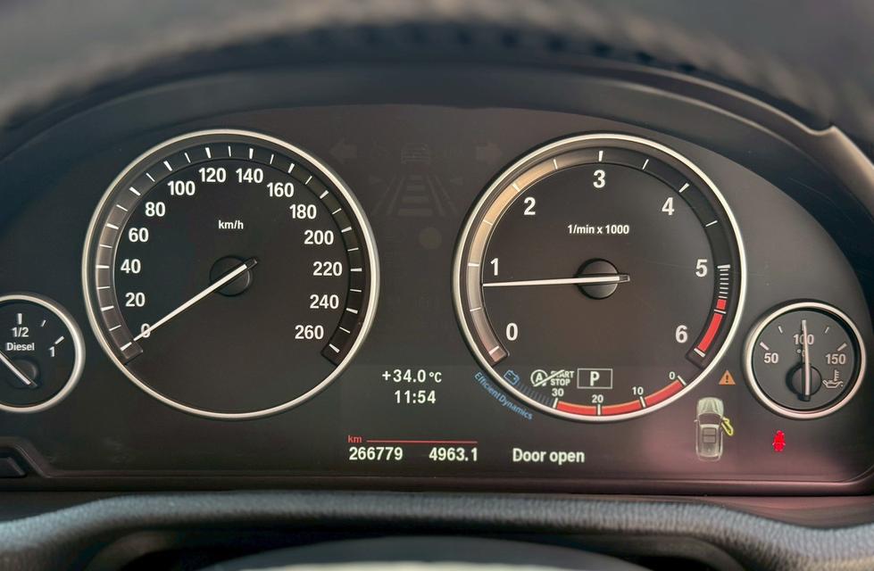 ปี 2013 BMW X3, 2.0d HIGHLINE โฉม F25ปี10-18 สีเทา เครื่องยนต์ดีเซล รูปที่ 13