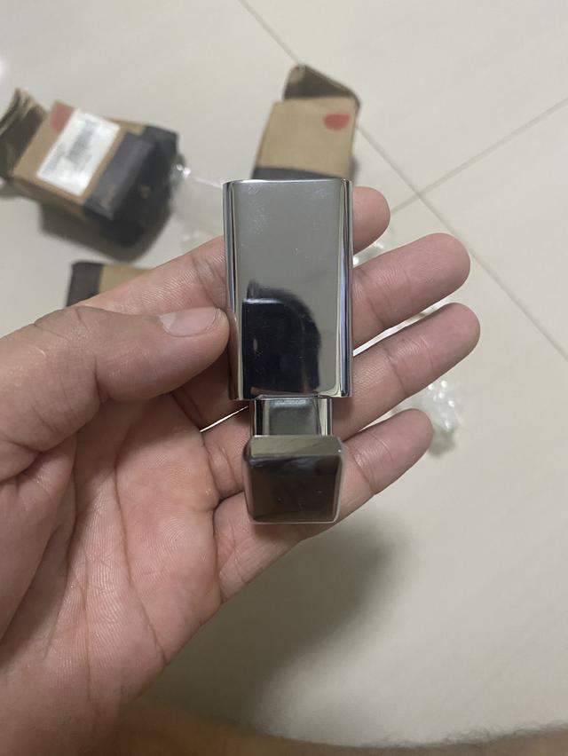 ตะขอเเขวนผ้า
