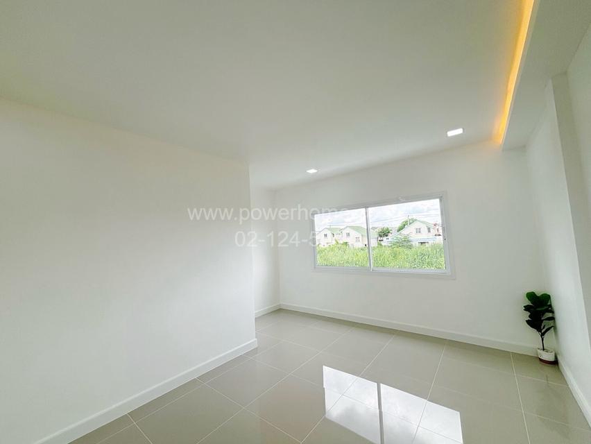 หมู่บ้านฟ้ารังสิต คลอง 4 ถ.รังสิต-นครนายก ต.บึงยี่โถ อ.ธัญบุรี จ.ปทุมธานี 17