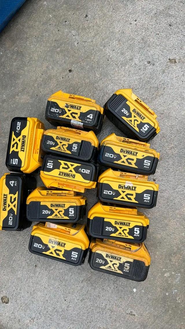 เครื่องมือไร้สาย Dewalt มือสอง ของแท้ราคาจับต้องได้ครับ 7