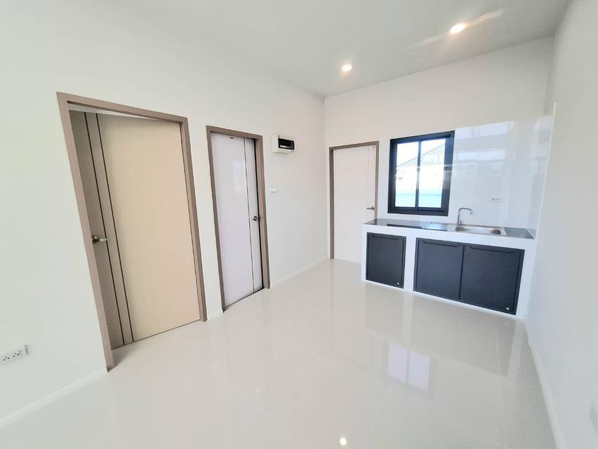 🏡 บ้านเดี่ยวชั้นเดียวสไตล์นอร์ดิก ทำเลเด่น ใกล้ตลาด บ้านนอกโครงการ พร้อมหลังคาโรงรถ 11