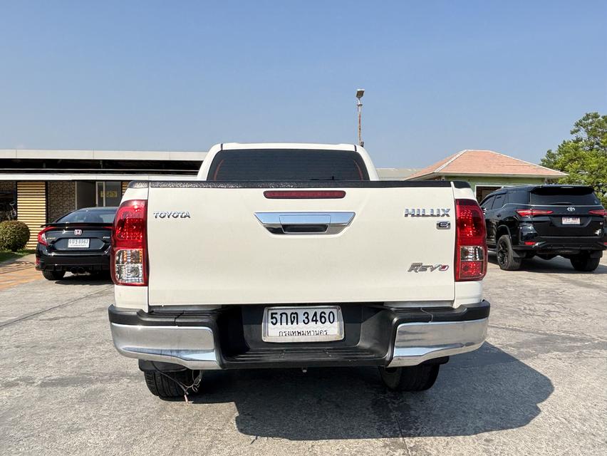 รถโตโยต้า รีโว มือสอง รูปที่ 4