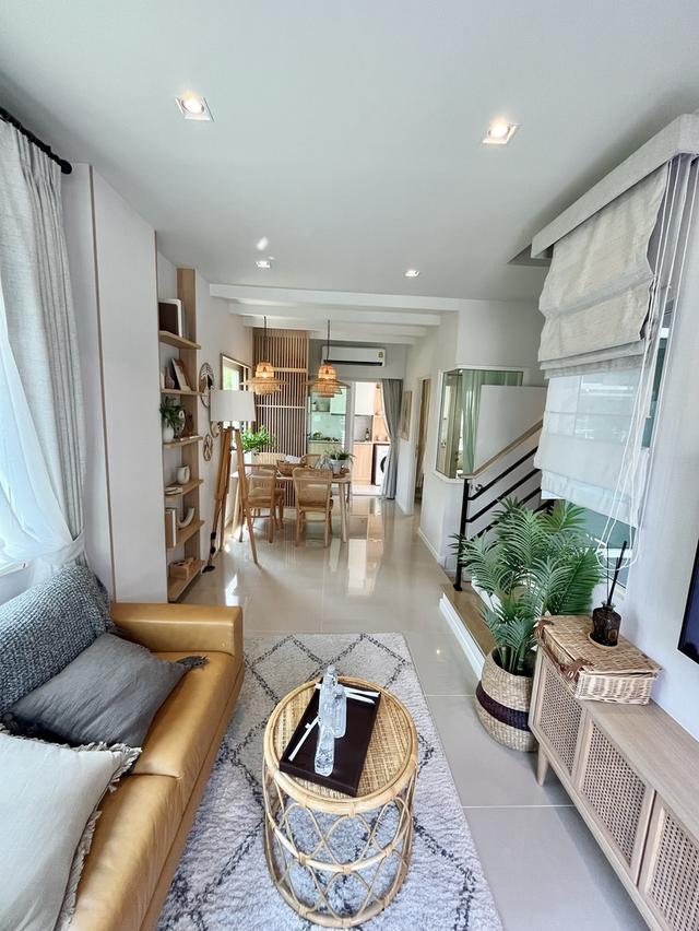 บ้านทาวน์โฮม 2 ชั้น ตกแต่งบิ้วอินสไตล์มูจิ ฟรีค่าส่วนกลางปี 2569✅ 13