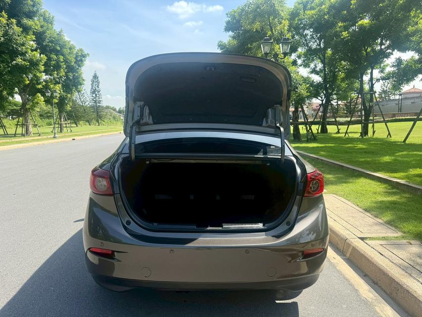 MAZDA3 2.0 C ปี 2016 8