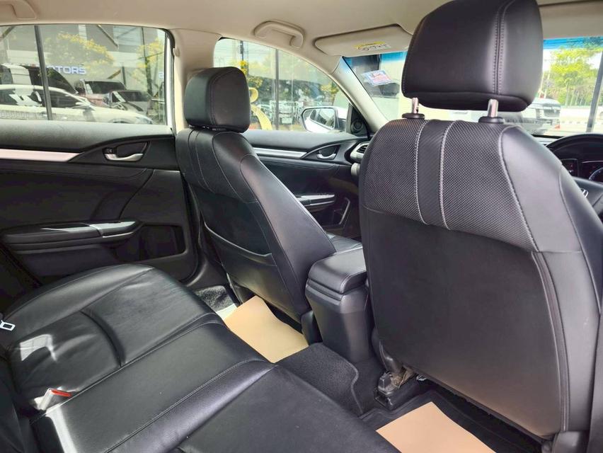 รหัสรถ KPV6552 2019 HONDA CIVIC 1.8 EL Top สุด 7