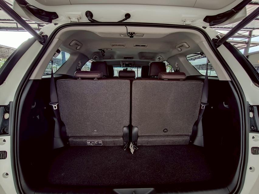 รถยนต์มือสองสภาพพร้อมใช้งาน 12