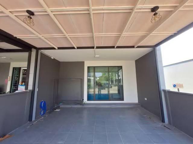 ทาวน์เฮ้าส์ 2 ชั้น หลังริม 4