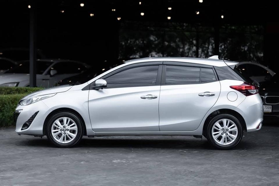 Toyota 1.2G hatchback auto 9 หมื่น 5