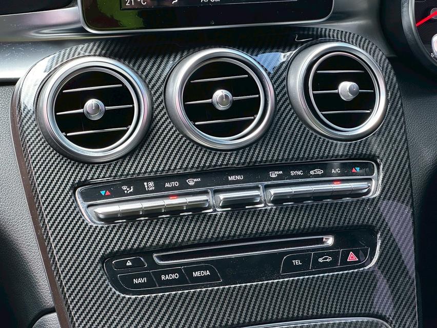 Benz Glc250d 4Matic ปี17 10