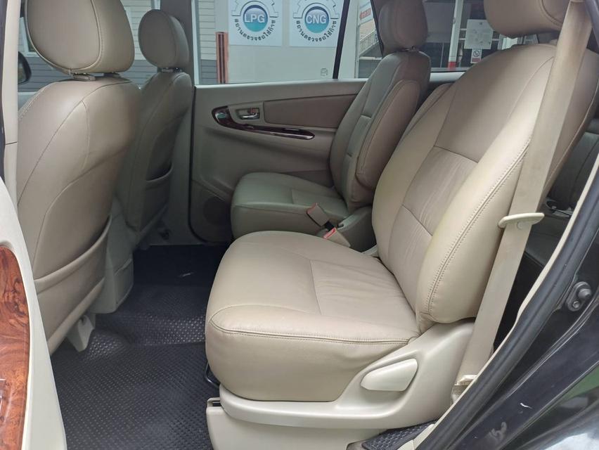 ปี 2014 TOYOTA INNOVA BLACK BROWN V AUTO TOP  17