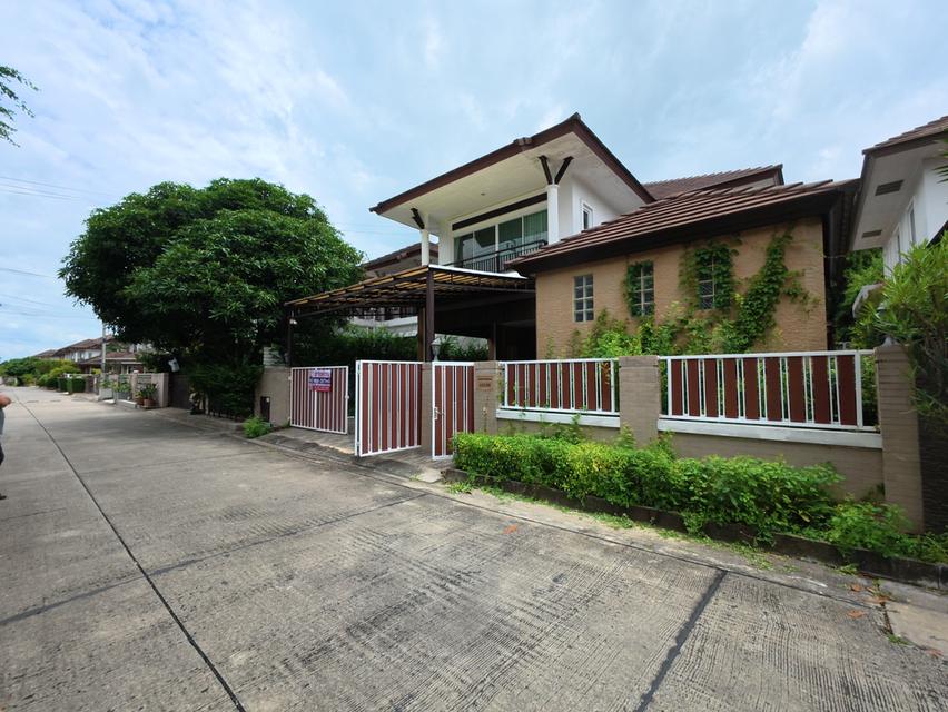 หมู่บ้านลัดดาวิลล์ 1 ใกล้เซ็นทรัลเวสเกต ถนน 340 บางบัวทอง – สุพรรณบุรี ต.พิมลราช อ.บางบัวทอง จ.นนทบุรี 2