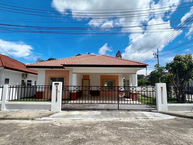 For Sales : Thalang, 2-story townhouse, 3 Bedrooms, 3 Bathrooms 1