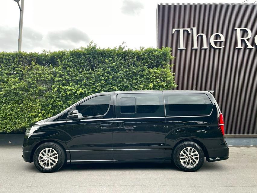 ขาย Hyundai H1 2.5Elite ปี18