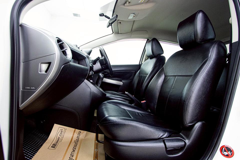 MAZDA  2 1.5 Groove Sports 2012  8