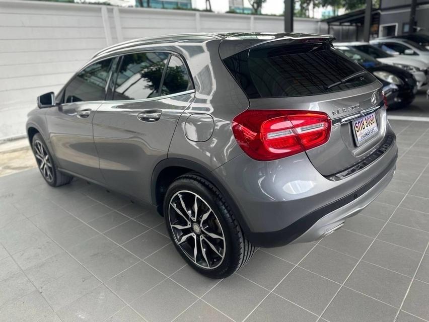 Mercedes Benz  GLA200  2015 รหัส KPC3030 6