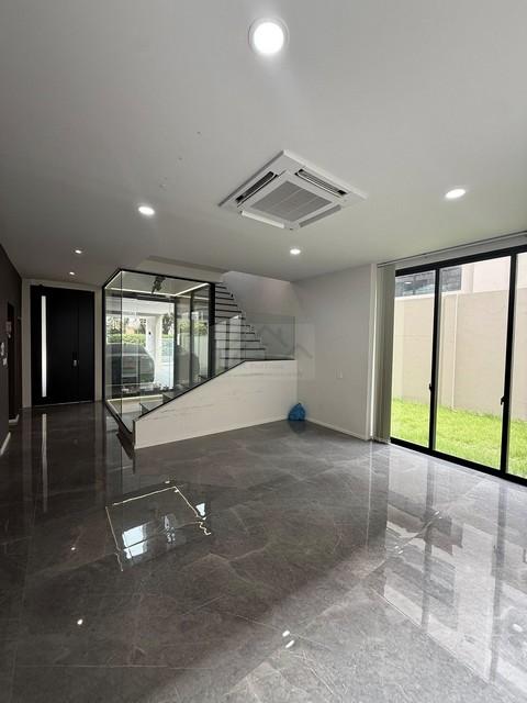 ให้เช่าโฮมออฟฟิศหรู 4 ชั้น 527 ตรม. พร้อมลิฟท์ นาคนิวาส ลาดพร้าว 71 หลัง Central eastville **จดทะเบียนบริษัทได้