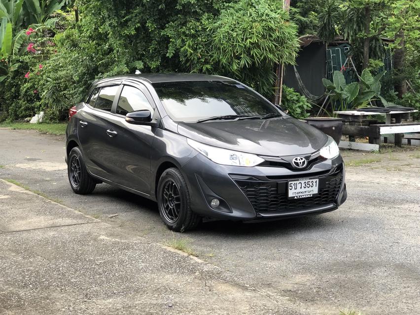 Toyota Yaris Eco 1.2 Mid 2020 รองท็อป แต่งหล่อ ผ่อน 6,xxx ฟรีดาวน์ 3