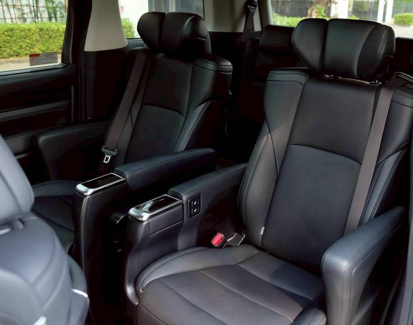 รหัสรถ PR3003 Toyota Vellfire 2.5 ZG Edition ปี 2019 11